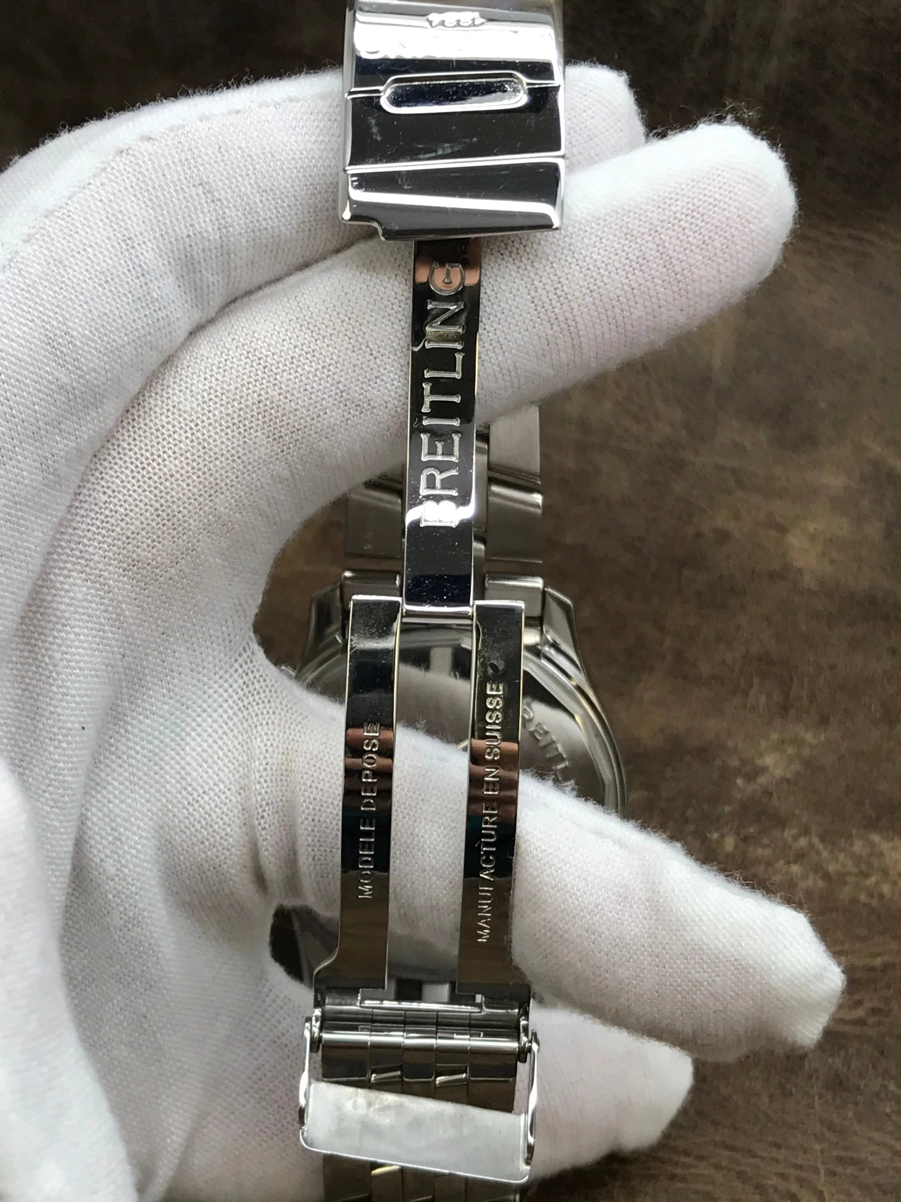 Breitling Bentley P2636212/G611 Silver-white Dial Automatic Men's Watch